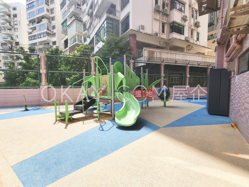 Lovely 3 bedroom with balcony & parking | Rental | Regal Crest 薈萃苑 Rental Listings