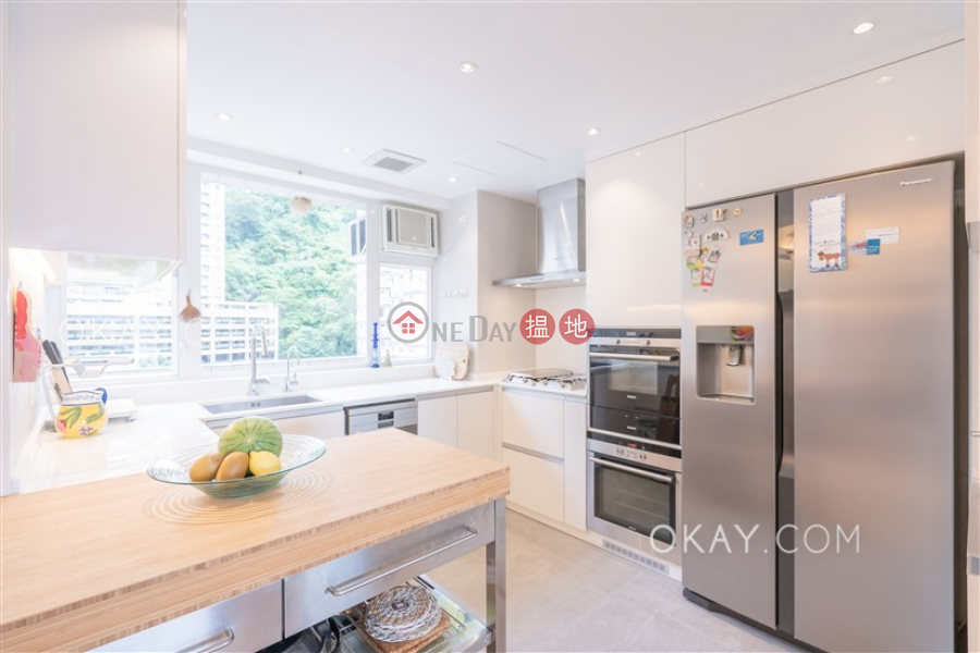 Property Search Hong Kong | OneDay | Residential, Sales Listings | Luxurious 2 bed on high floor with balcony & parking | For Sale
