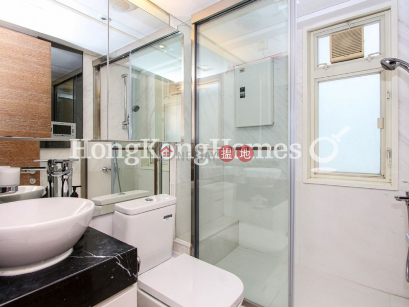 HK$ 42,000/ month | Centrestage | Central District | 2 Bedroom Unit for Rent at Centrestage