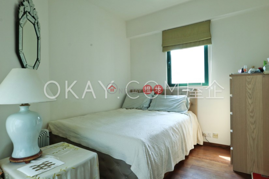 HK$ 40,000/ month | Manhattan Heights, Western District | Tasteful 2 bedroom with harbour views | Rental