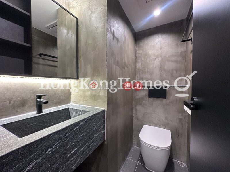 3 Bedroom Family Unit at 9 Kat On Street | For Sale | 9 Kat On Street 吉安街9號 Sales Listings