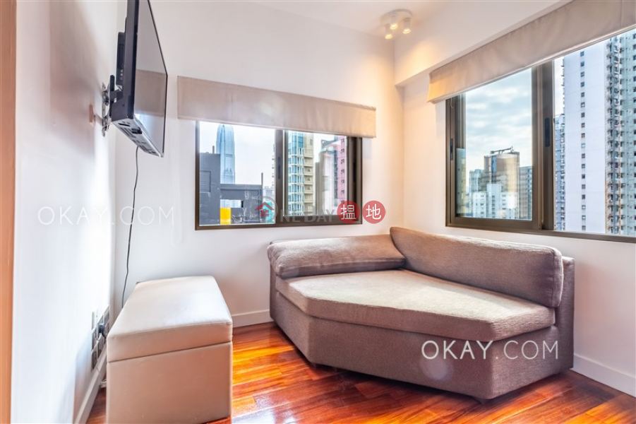 HK$ 8M Kam Lei Building Western District Tasteful penthouse with rooftop | For Sale