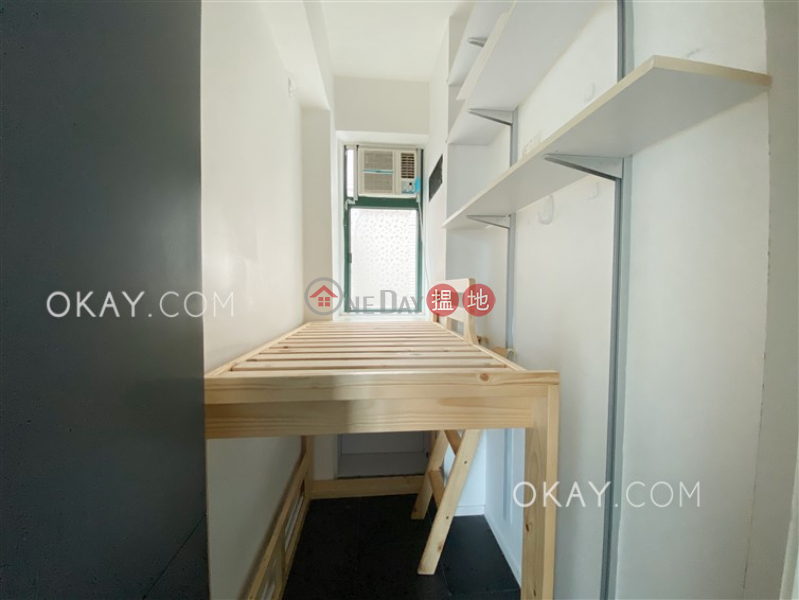 HK$ 50,000/ month | Stanford Villa Block 4 | Southern District, Luxurious 3 bed on high floor with rooftop & parking | Rental