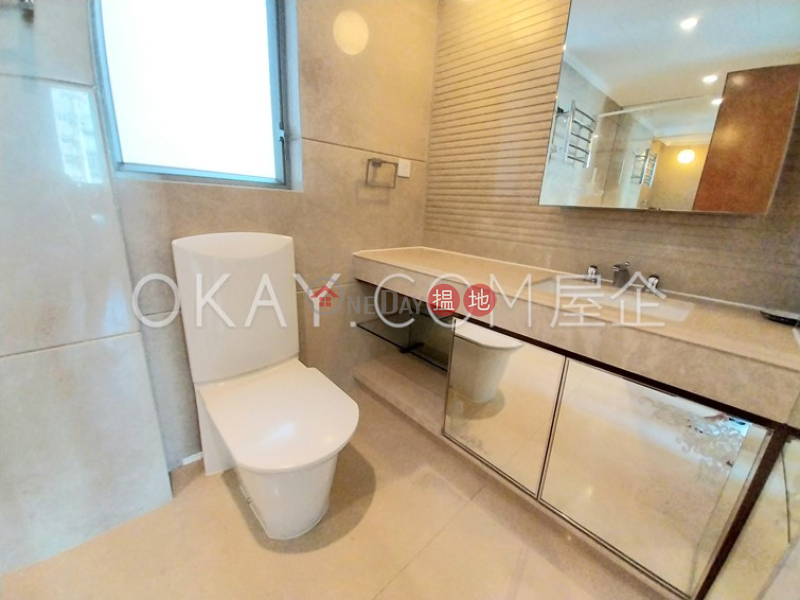 Unique 3 bedroom with balcony | Rental, No 31 Robinson Road 羅便臣道31號 Rental Listings | Western District (OKAY-R65720)