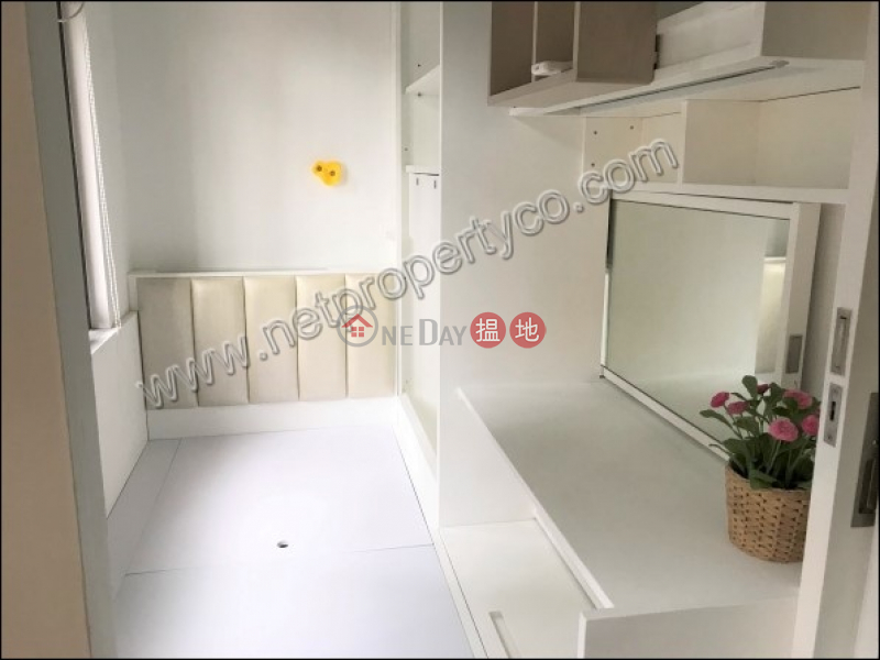 Unique Apartment for Rent in Mid-Level Central | Good View Court 豪景閣 Rental Listings