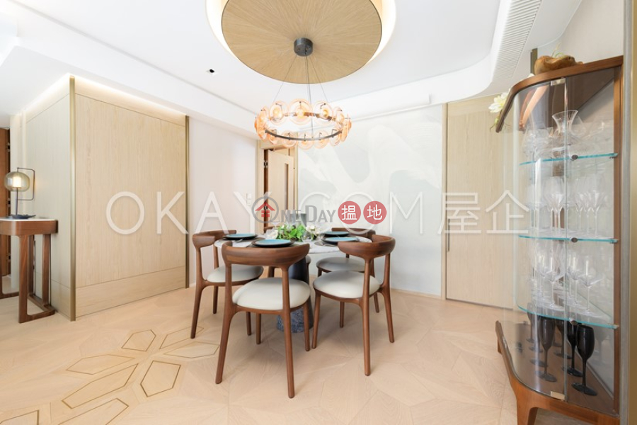 Lovely 3 bedroom on high floor with sea views & balcony | Rental | Victoria Garden Block 1 域多利花園1座 Rental Listings