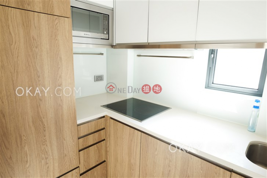 HK$ 25,500/ month, Tagus Residences | Wan Chai District Generous 1 bedroom with balcony | Rental