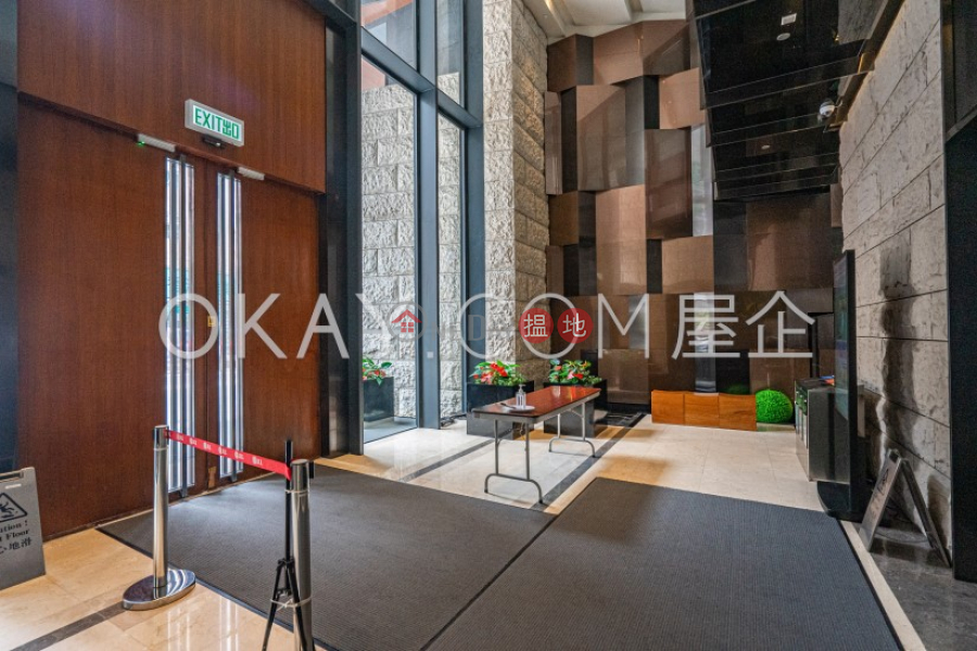 Unique high floor in Mid-levels West | For Sale | Gramercy 瑧環 Sales Listings