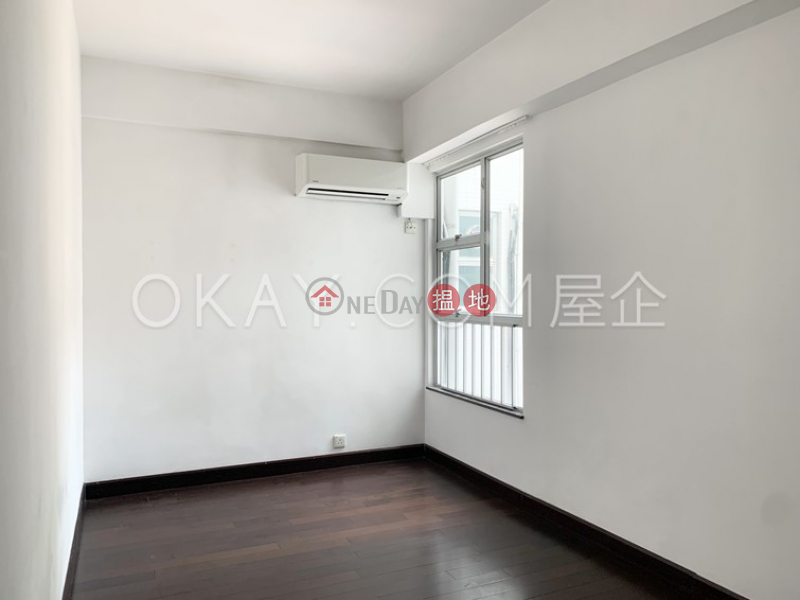 HK$ 46,500/ month The Regalis | Western District, Stylish 3 bedroom with balcony & parking | Rental