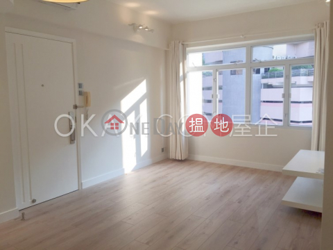 Rare 2 bedroom with parking | For Sale, Village Mansion 愉安大廈 | Wan Chai District (OKAY-S114493)_0