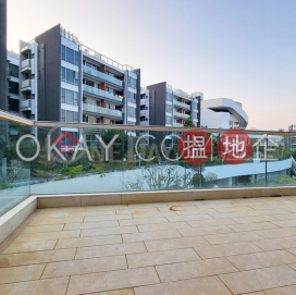 Unique 4 bedroom on high floor with rooftop & terrace | For Sale