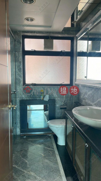 HK$ 8,000萬|凱旋門映月閣(2A座)油尖旺凱旋門四房兩套單位+工人房