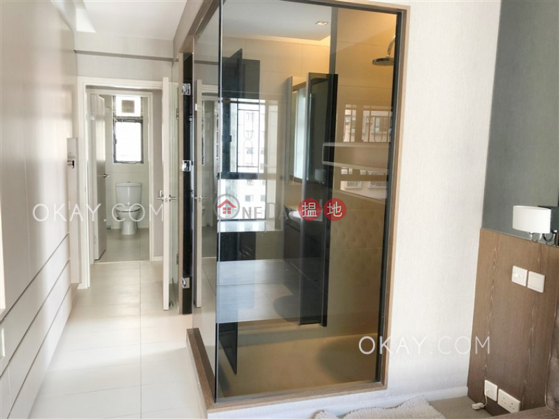 Tasteful 2 bedroom with parking | Rental, 33 Conduit Road | Western District | Hong Kong | Rental | HK$ 43,000/ month