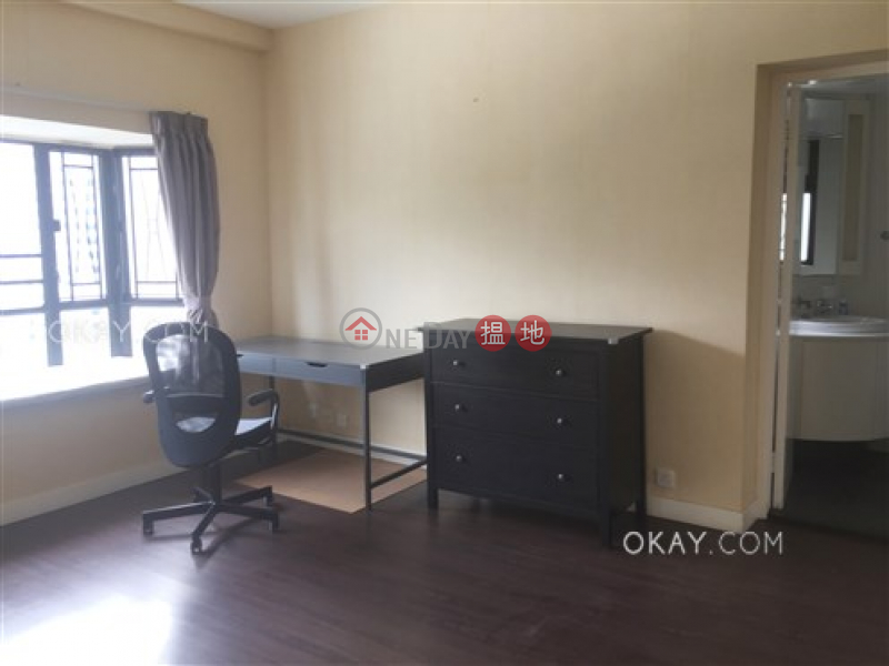 Unique 4 bedroom with racecourse views, balcony | Rental | Beverly Hill 比華利山 Rental Listings