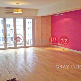 Charming 3 bedroom with balcony & parking | Rental | Moon Fair Mansion 滿輝大廈 _0