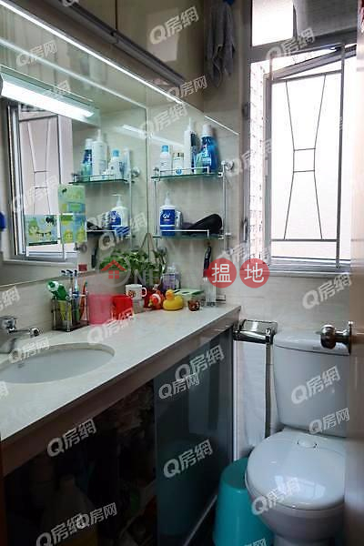 Tong Nam Mansion | 3 bedroom Mid Floor Flat for Sale | Tong Nam Mansion 東南大廈 Sales Listings