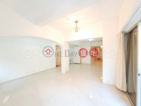 Gorgeous 3 bedroom with terrace | For Sale | Happy View Court 華景閣 _0