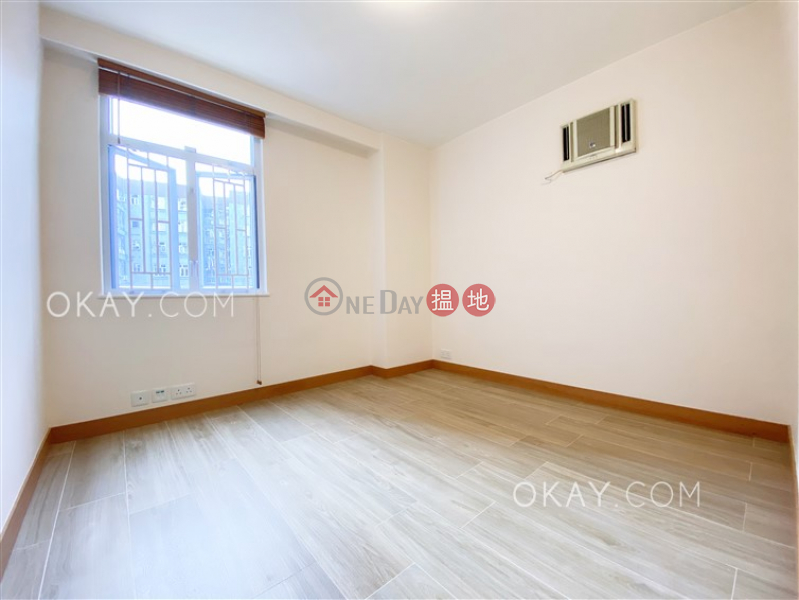 HK$ 9.8M | Mei Foo Sun Chuen Phase 8 Cheung Sha Wan Unique 2 bedroom on high floor with balcony | For Sale