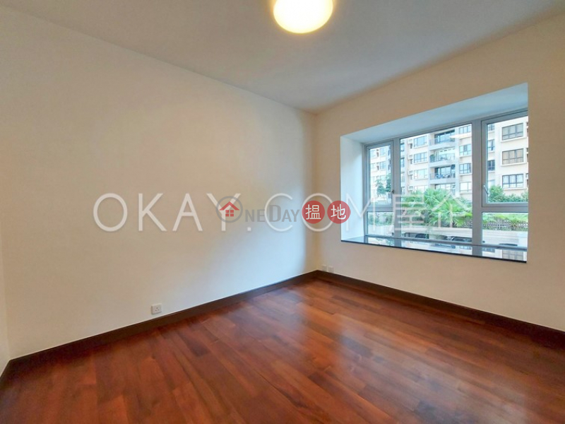 Luxurious 4 bedroom with balcony & parking | Rental | Serene Court 秀麗閣 Rental Listings
