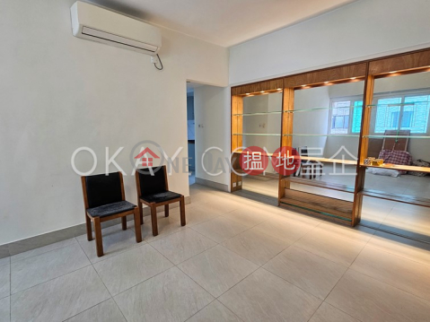 Nicely kept 3 bedroom with rooftop | Rental | Greenland Gardens 碧翠園 _0