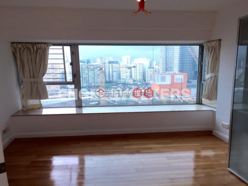 3 Bedroom Family Flat for Sale in West Kowloon | The Waterfront 漾日居 Sales Listings