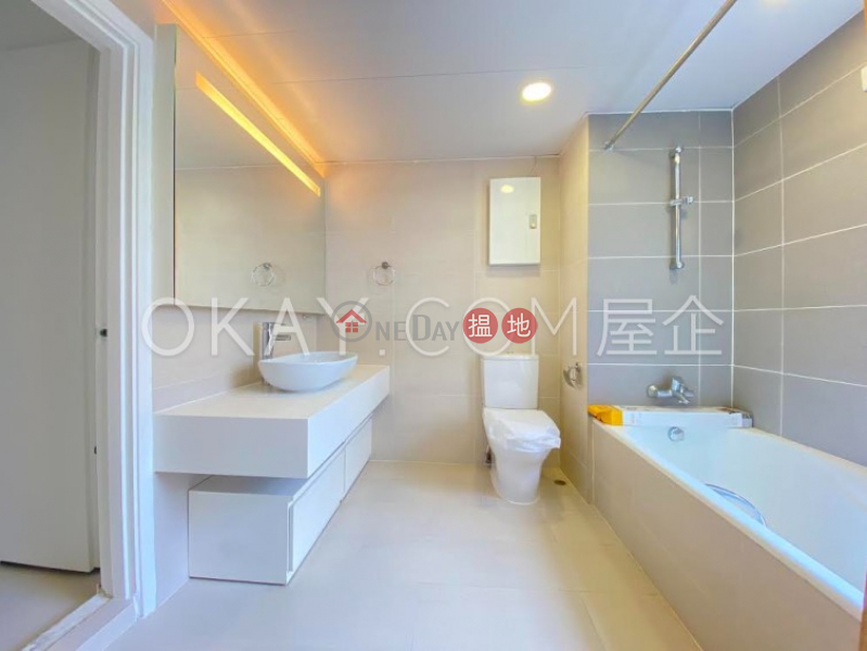 HK$ 125,000/ month Estoril Court Block 1 | Central District, Efficient 4 bed on high floor with balcony & parking | Rental