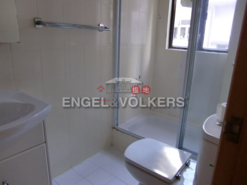Studio Flat for Sale in Soho, Ichang House 宜昌樓 Sales Listings | Central District (EVHK35674)
