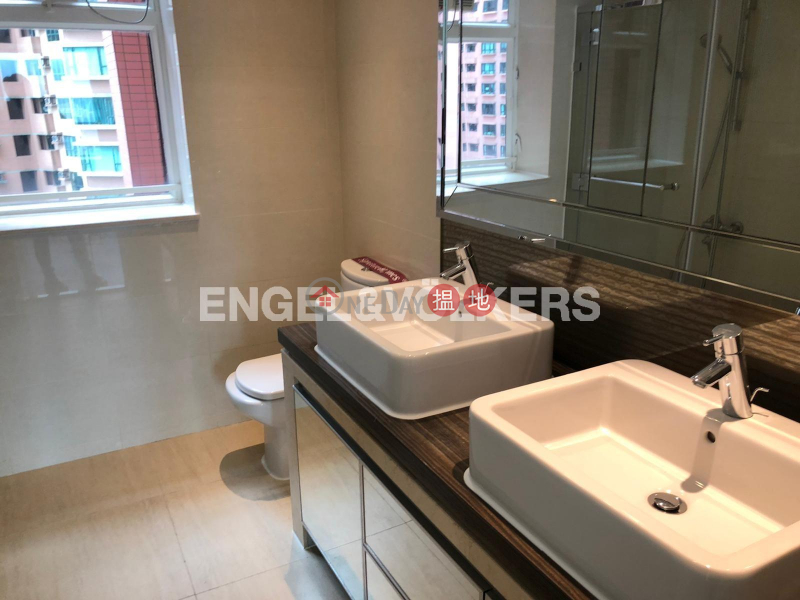 HK$ 125,000/ month, Dynasty Court, Central District | 3 Bedroom Family Flat for Rent in Central Mid Levels