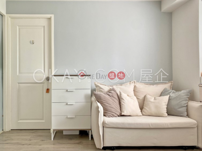 Popular 1 bedroom on high floor | For Sale | Cartwright Gardens 嘉威花園 Sales Listings