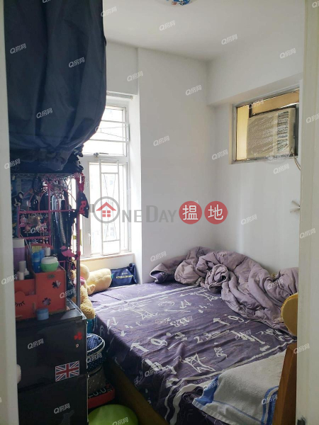 Property Search Hong Kong | OneDay | Residential, Sales Listings Block 2 Hong Wah Mansion | 2 bedroom Low Floor Flat for Sale
