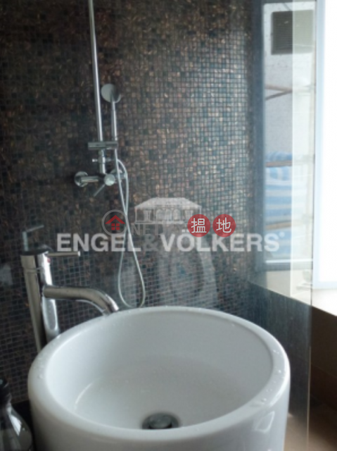2 Bedroom Flat for Sale in Central Mid Levels | Woodlands Terrace 嘉倫軒 _0