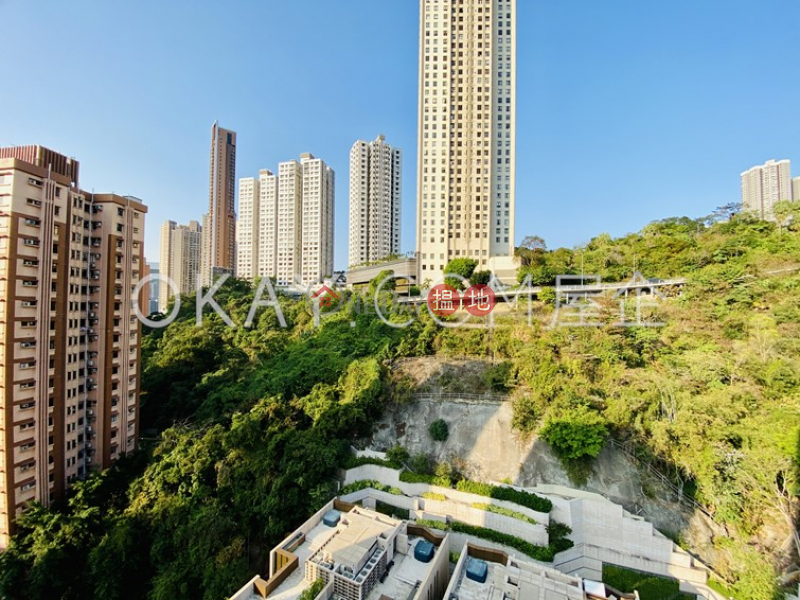 Stylish 3 bedroom on high floor with balcony | For Sale | Holland Garden 康蘭苑 Sales Listings