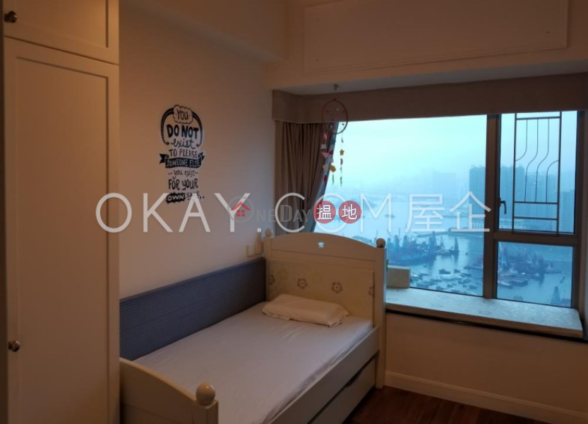 擎天半島2期2座中層-住宅出租樓盤|HK$ 61,000/ 月