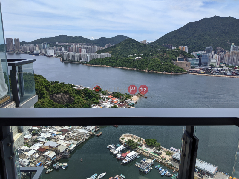 HK$ 21,000/ month, Canaryside Kwun Tong District, 3 side windows facing South West North; Victoria Harbour + LeiYueMun strait view Super High Floor