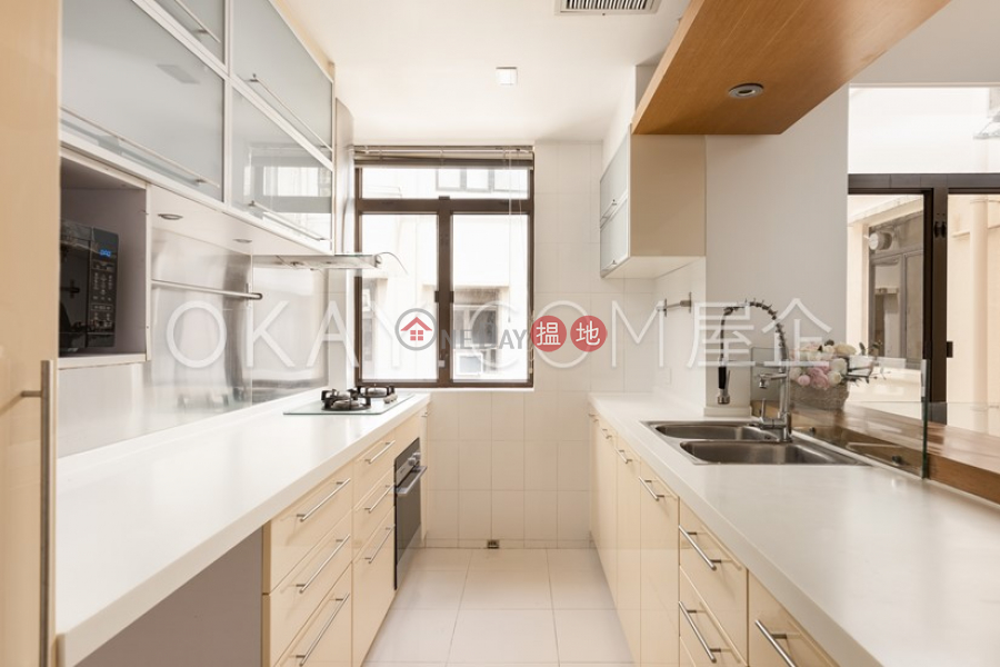 Stylish 3 bedroom on high floor with rooftop | For Sale | 27-29 Village Terrace 山村臺 27-29 號 Sales Listings