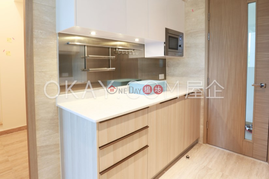 2房2廁,星級會所,露台逸瓏園3座出售單位|逸瓏園3座(The Mediterranean Tower 3)出售樓盤 (OKAY-S306659)