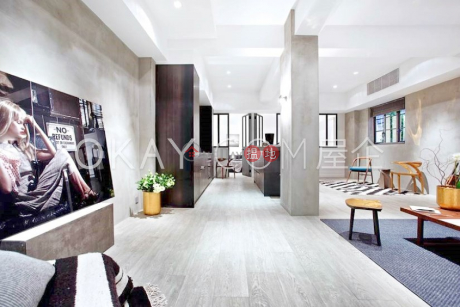 HK$ 33M, 42 Robinson Road | Western District, Stylish 2 bedroom in Mid-levels West | For Sale