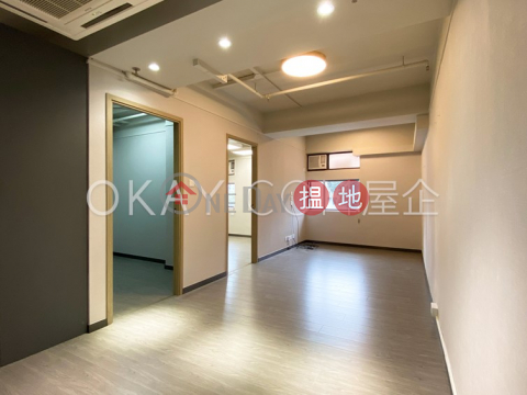 Popular 3 bedroom in Central | For Sale, GLENEALY TOWER 華昌大廈 | Central District (OKAY-S387793)_0