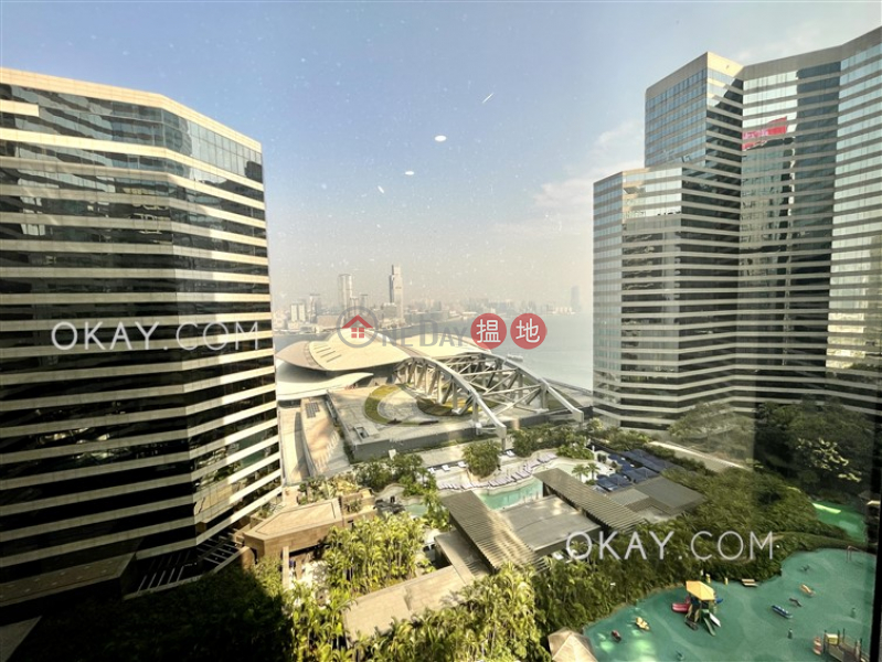 Rare 3 bedroom with harbour views | Rental | Convention Plaza Apartments 會展中心會景閣 Rental Listings