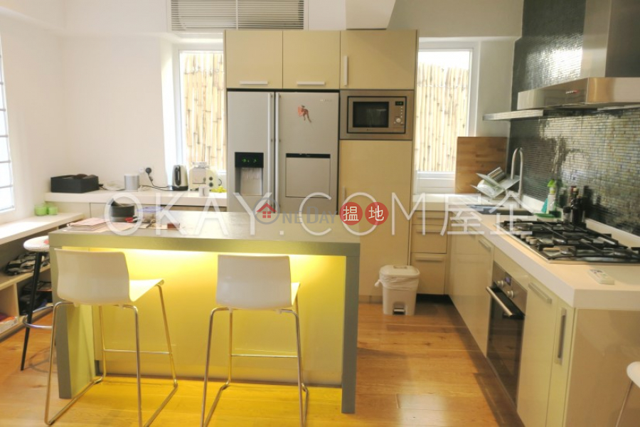 Gorgeous 2 bedroom with terrace | For Sale | Hanwin Mansion 慶雲大廈 Sales Listings