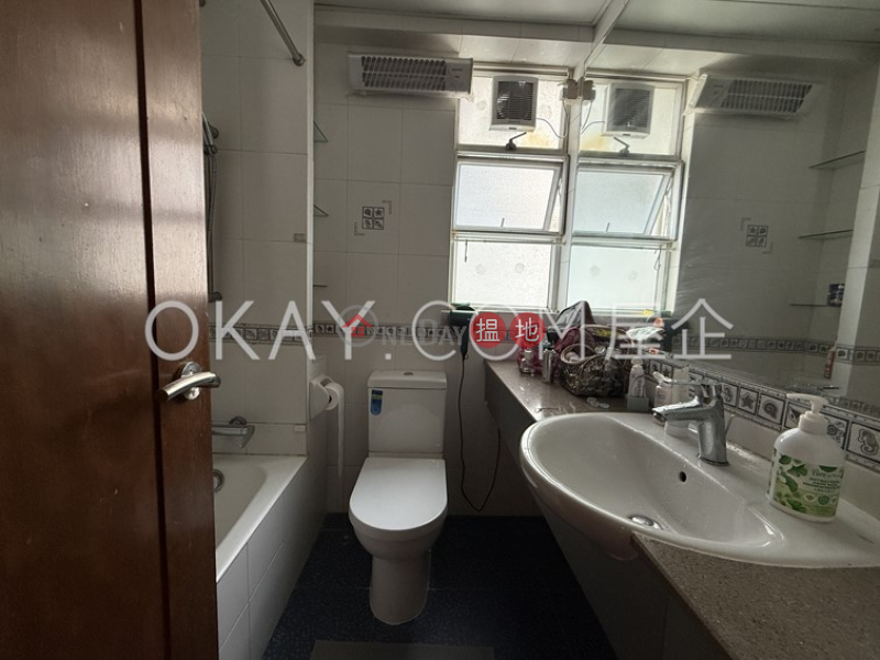 3房2廁,實用率高,連車位,露台鳳凰閣 5座出售單位|鳳凰閣 5座(Block 5 Phoenix Court)出售樓盤 (OKAY-S112309)