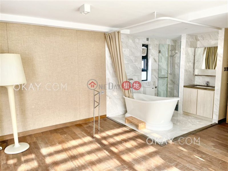 Property Search Hong Kong | OneDay | Residential | Rental Listings | Charming house with sea views, balcony | Rental
