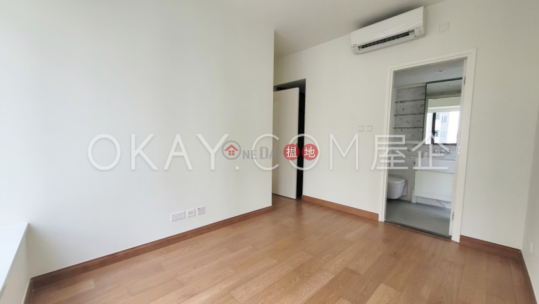 Elegant 2 bedroom with balcony | Rental, Resiglow Resiglow Rental Listings | Wan Chai District (OKAY-R323092)