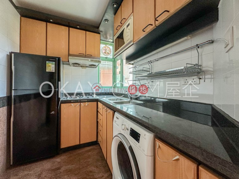 HK$ 31,000/ month Royal Court Wan Chai District Lovely 2 bedroom on high floor | Rental