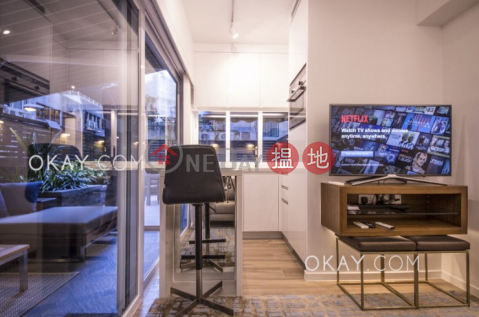 Lovely 1 bedroom with terrace | Rental, Carbo Mansion 嘉寶大廈 | Western District (OKAY-R112556)_0