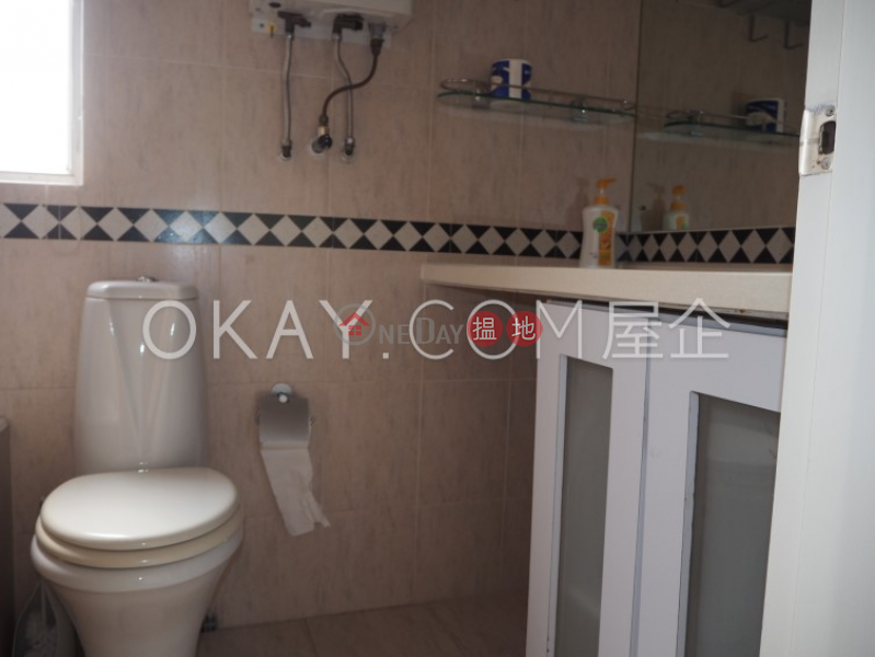 HK$ 26,000/ month, Ronsdale Garden | Wan Chai District Generous 3 bedroom in Tai Hang | Rental