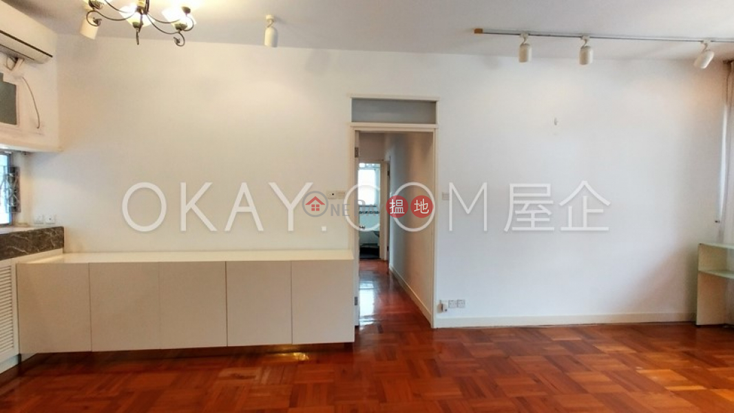 HK$ 41,000/ month Waiga Mansion | Wan Chai District, Unique 3 bedroom with balcony & parking | Rental