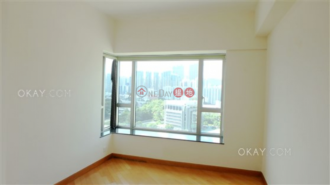 HK$ 28M Sorrento Phase 2 Block 2, Yau Tsim Mong Charming 3 bedroom in Kowloon Station | For Sale
