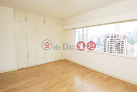 Stylish 3 bedroom on high floor with parking | For Sale | Craigmount 紀園 _0