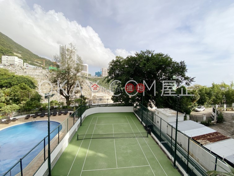 HK$ 18.5M, Greenery Garden, Western District Stylish 3 bedroom with balcony & parking | For Sale